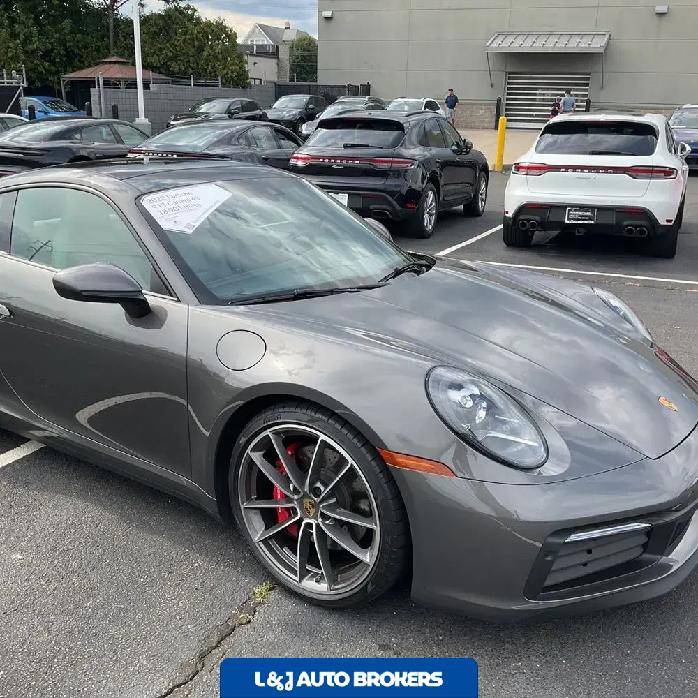 2022 Porsche 911 Carrera 4S