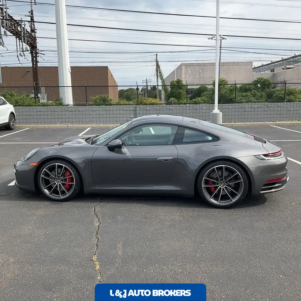 2022 Porsche 911 Carrera 4S