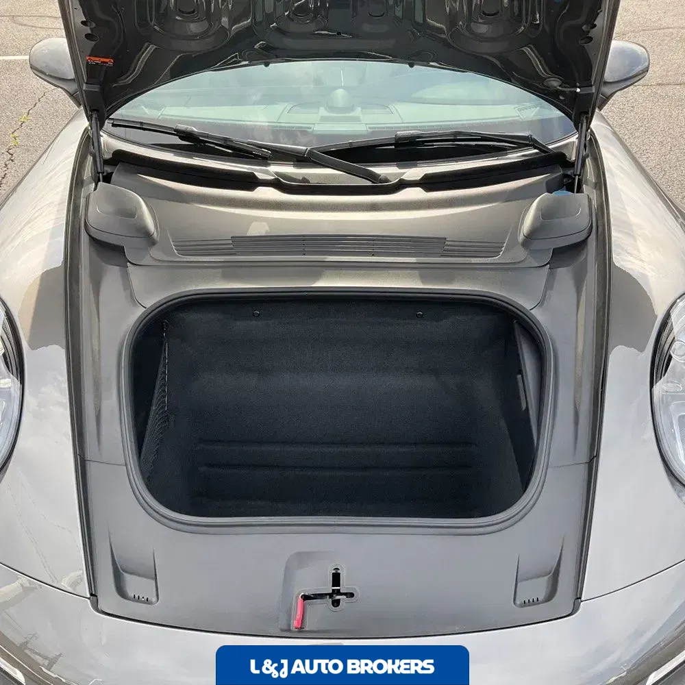 2022 Porsche 911 Carrera 4S