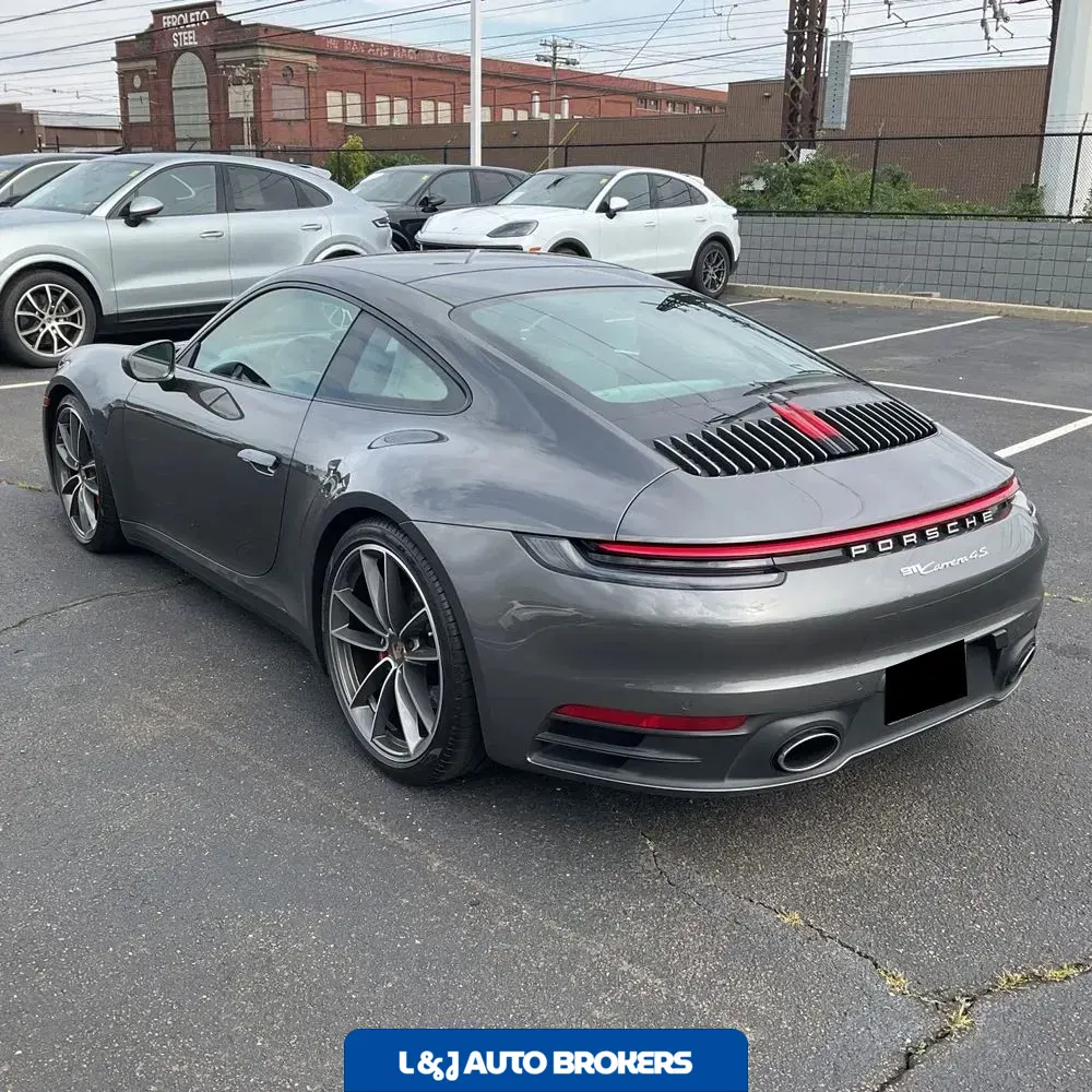 2022 Porsche 911 Carrera 4S