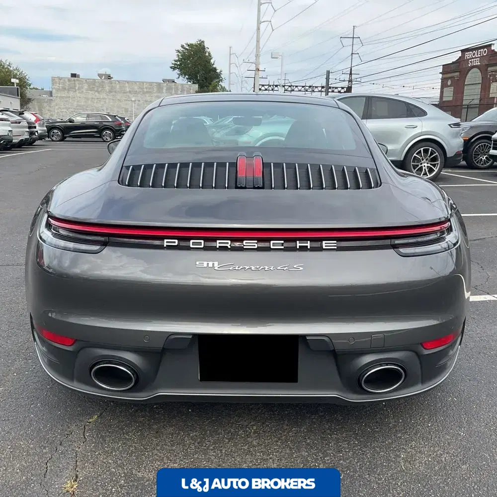 2022 Porsche 911 Carrera 4S