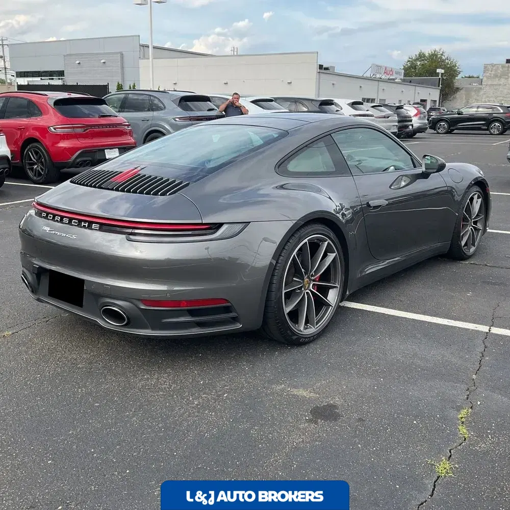 2022 Porsche 911 Carrera 4S