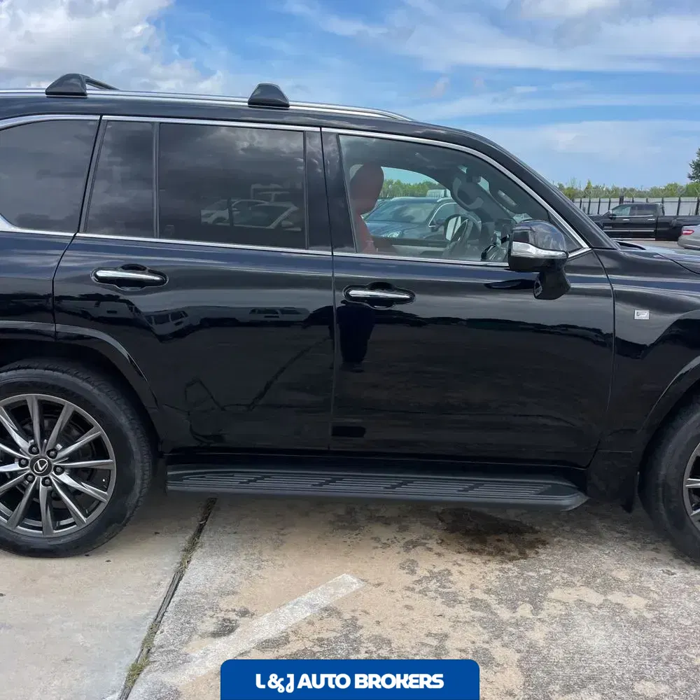 2024 Lexus LX 600 F SPORT Handling