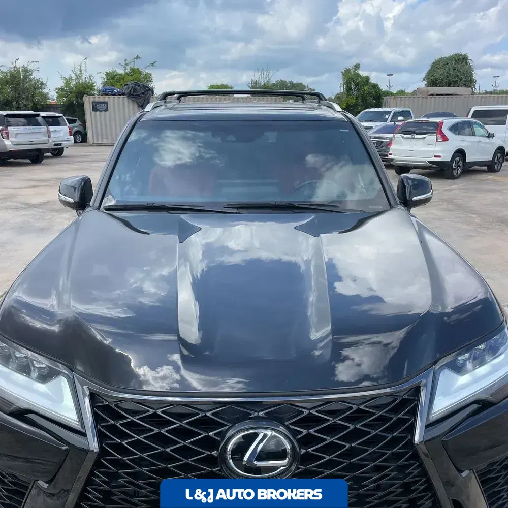 2024 Lexus LX 600 F SPORT Handling