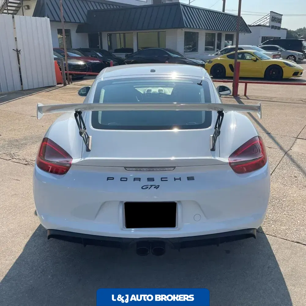 2016 Porsche Cayman GT4