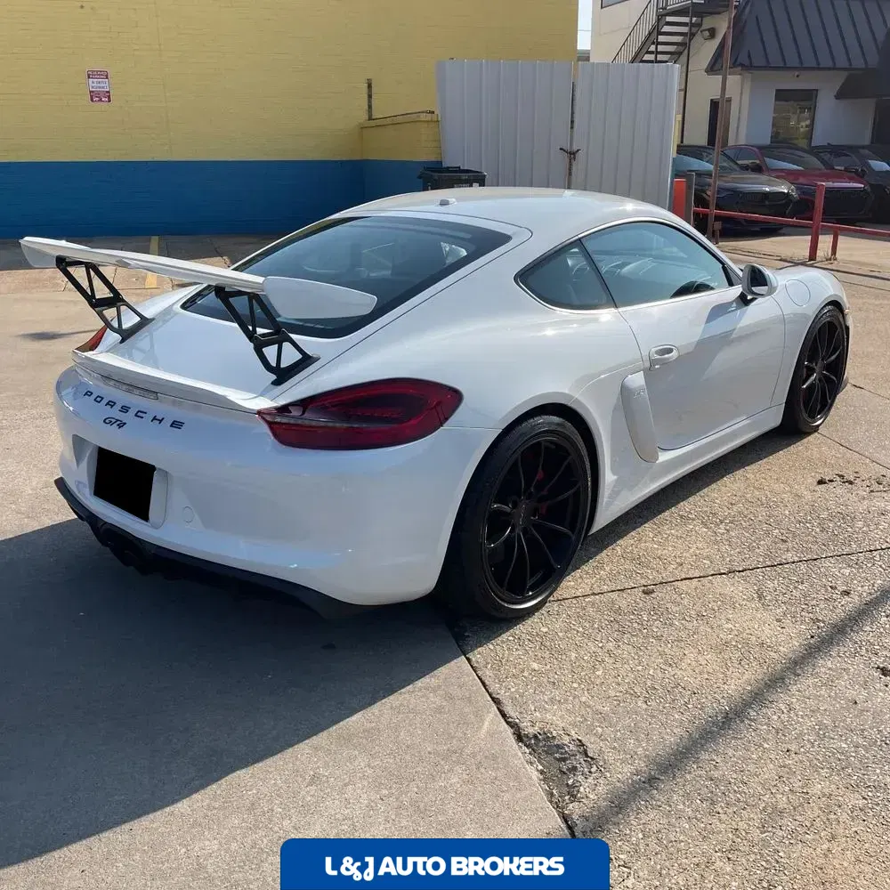 2016 Porsche Cayman GT4