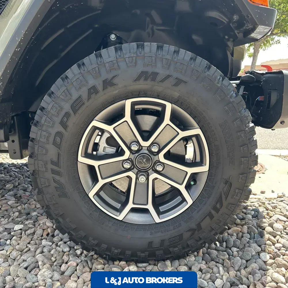 2025 Jeep Gladiator Mojave X