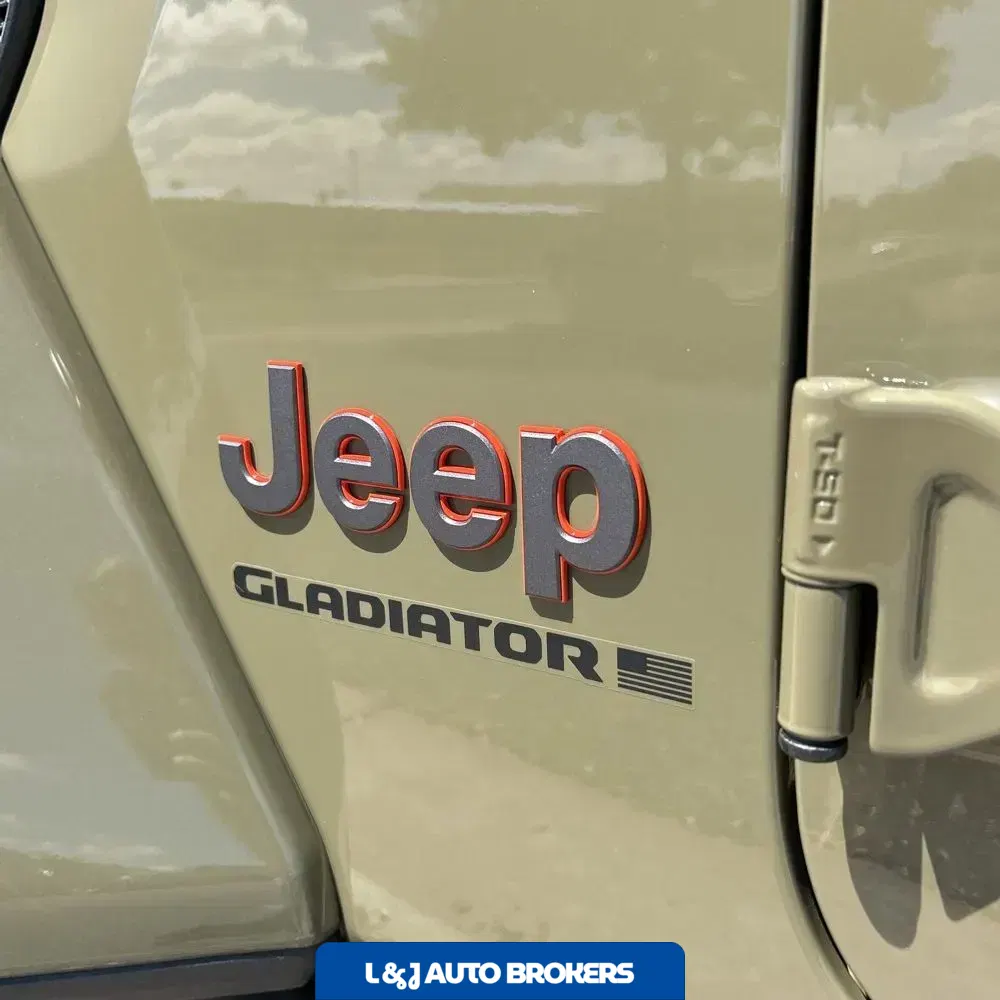 2025 Jeep Gladiator Mojave X