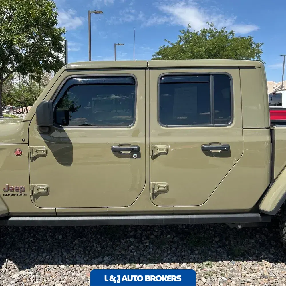 2025 Jeep Gladiator Mojave X