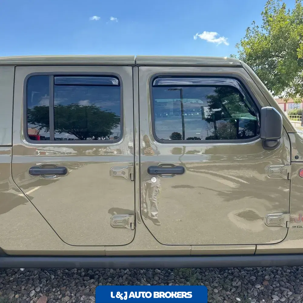 2025 Jeep Gladiator Mojave X