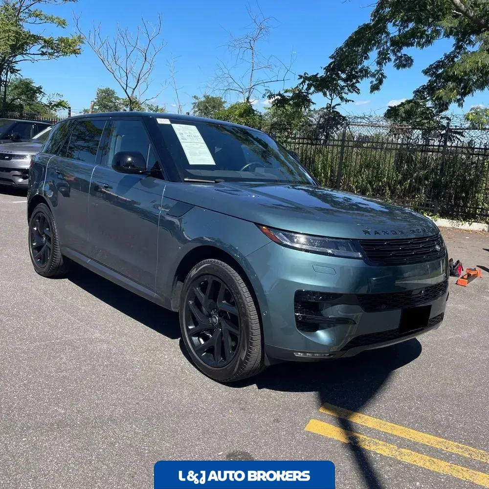 2024 Land Rover Range Rover Sport P360 SE