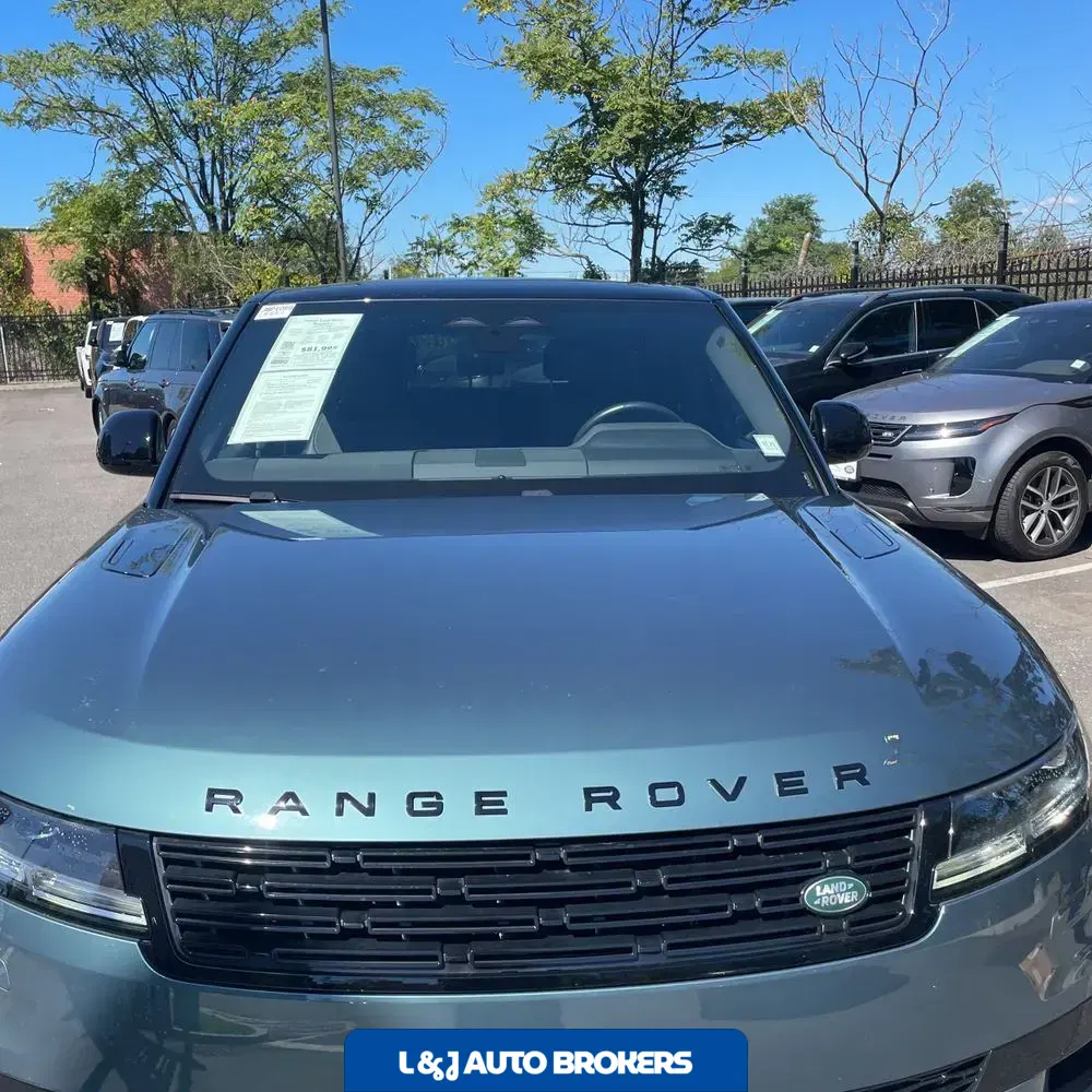 2024 Land Rover Range Rover Sport P360 SE