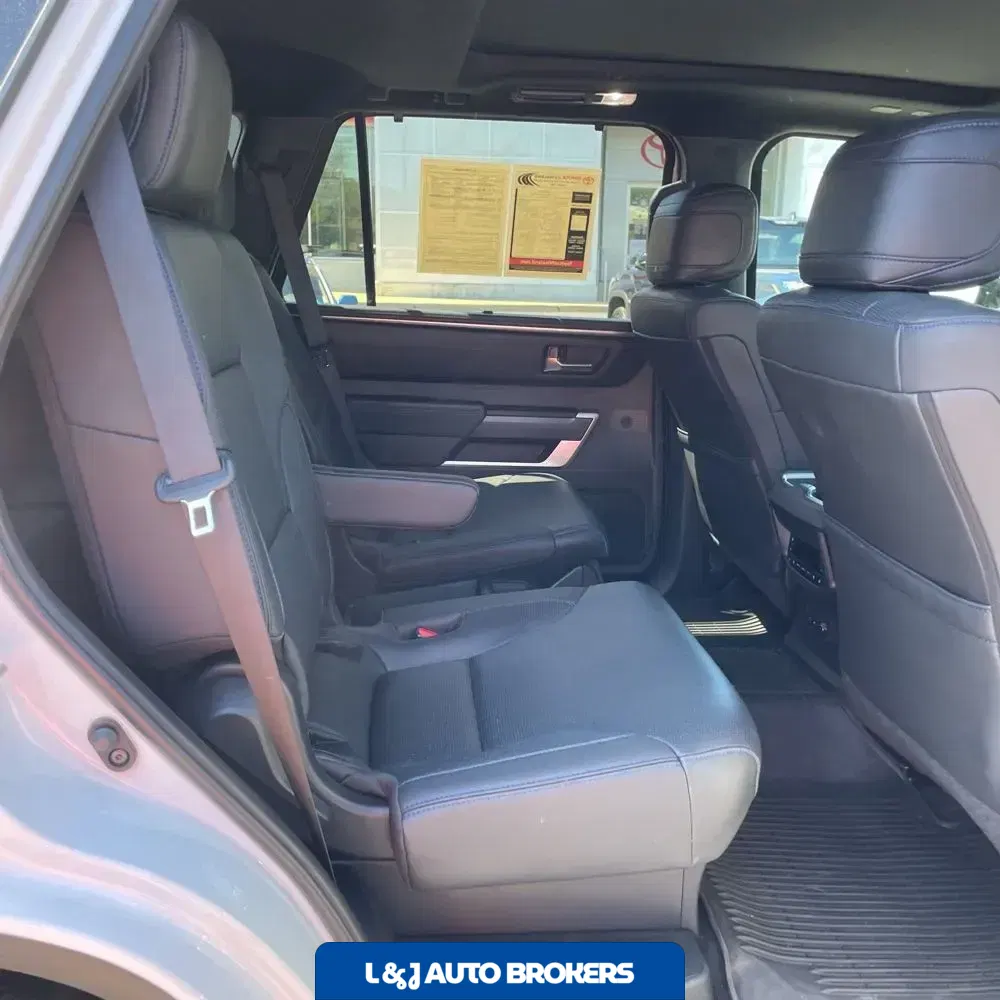 2024 Toyota Sequoia Platinum