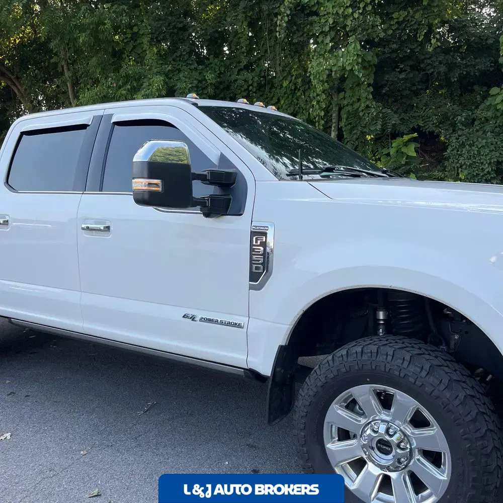 2022 Ford F-350 Super Duty Platinum