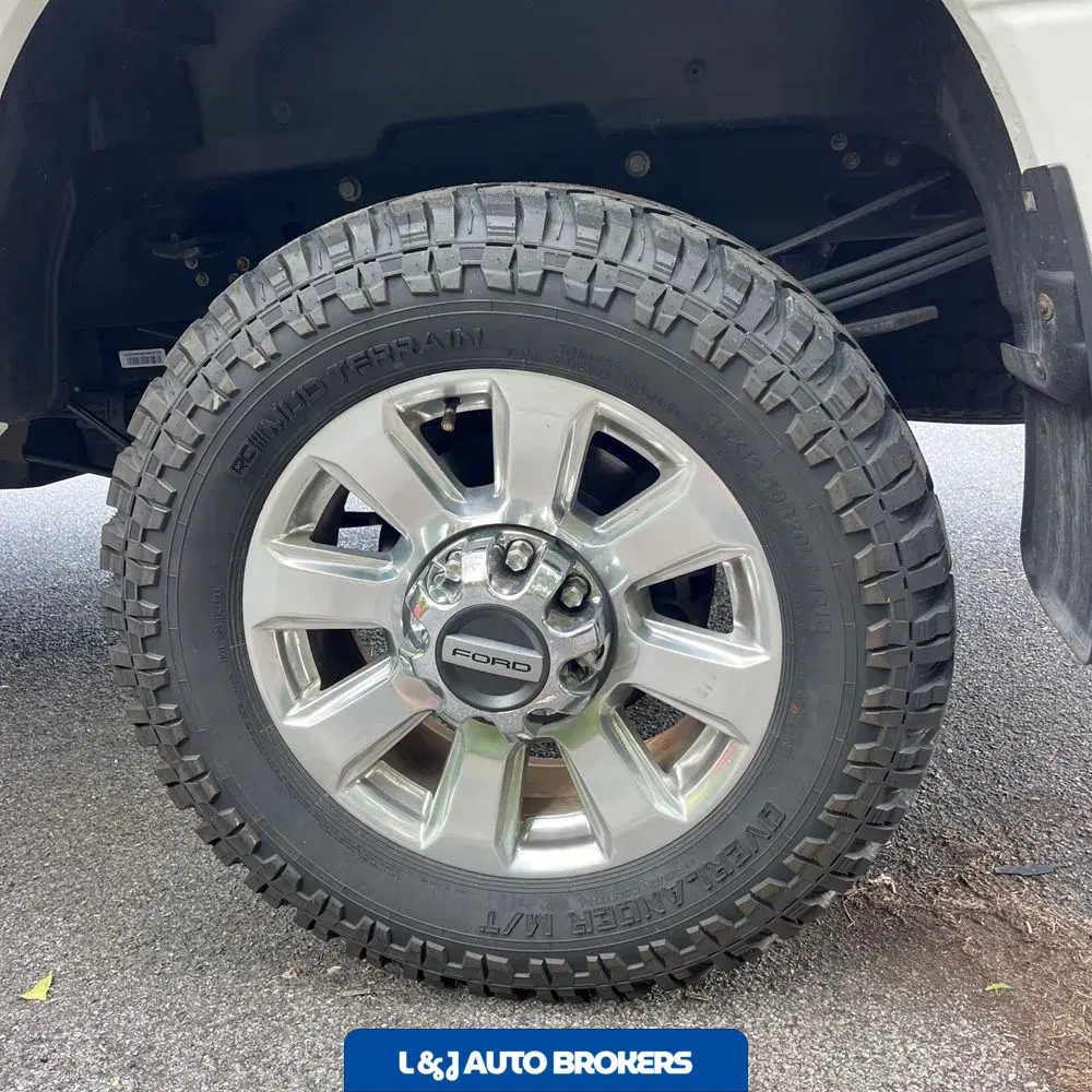 2022 Ford F-350 Super Duty Platinum