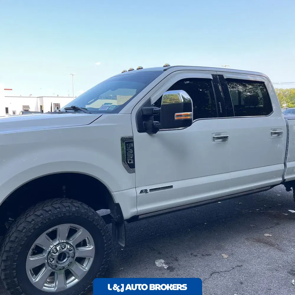 2022 Ford F-350 Super Duty Platinum