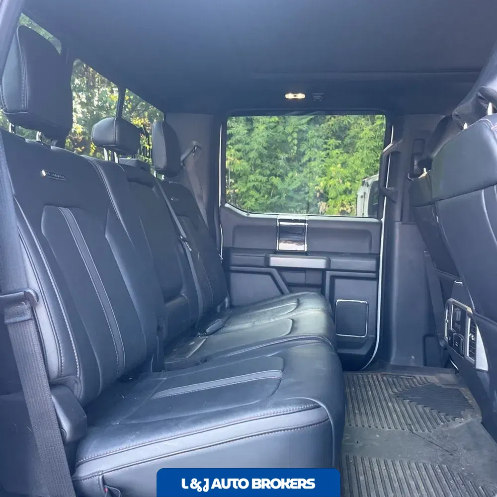 2022 Ford F-350 Super Duty Platinum