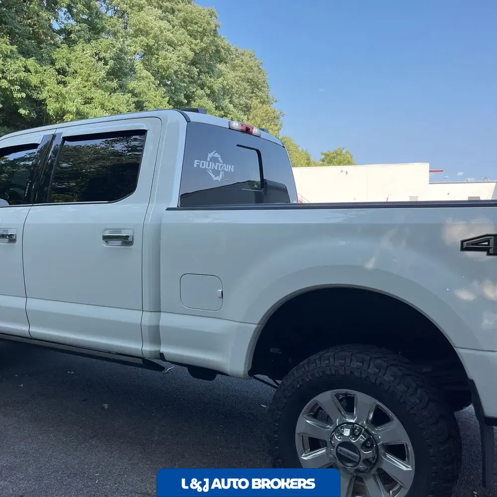 2022 Ford F-350 Super Duty Platinum