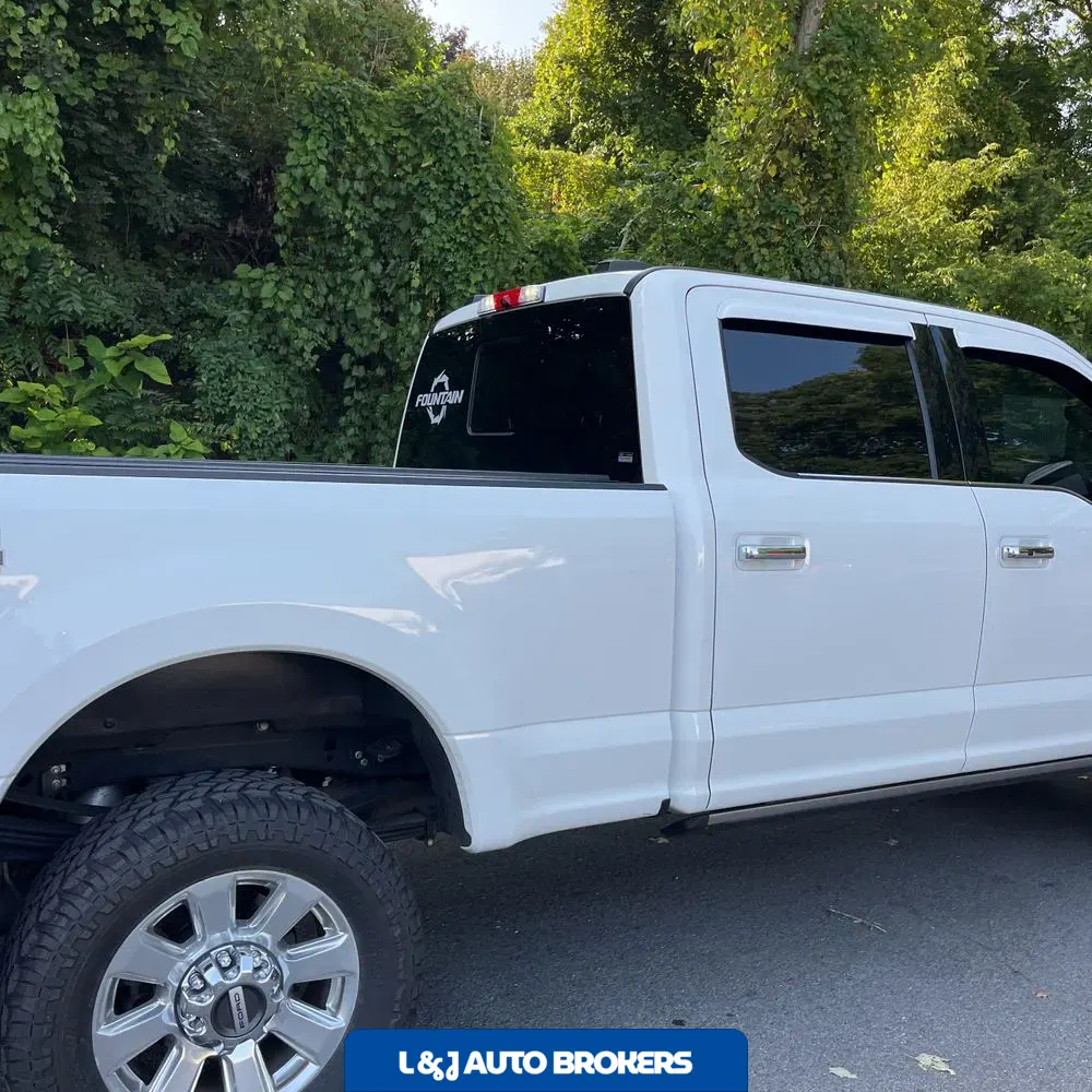 2022 Ford F-350 Super Duty Platinum