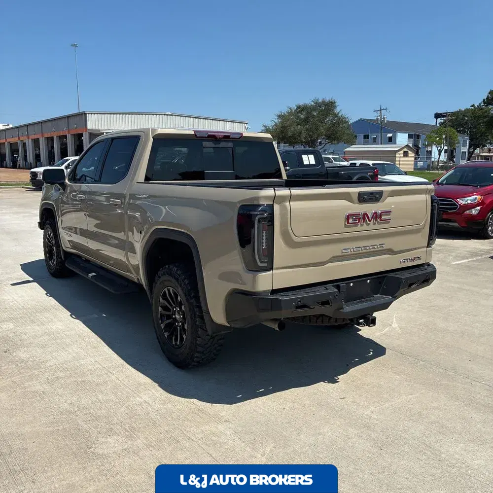 2022 GMC Sierra 1500 AT4X