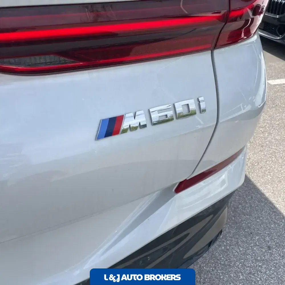 2024 BMW X6 M60i