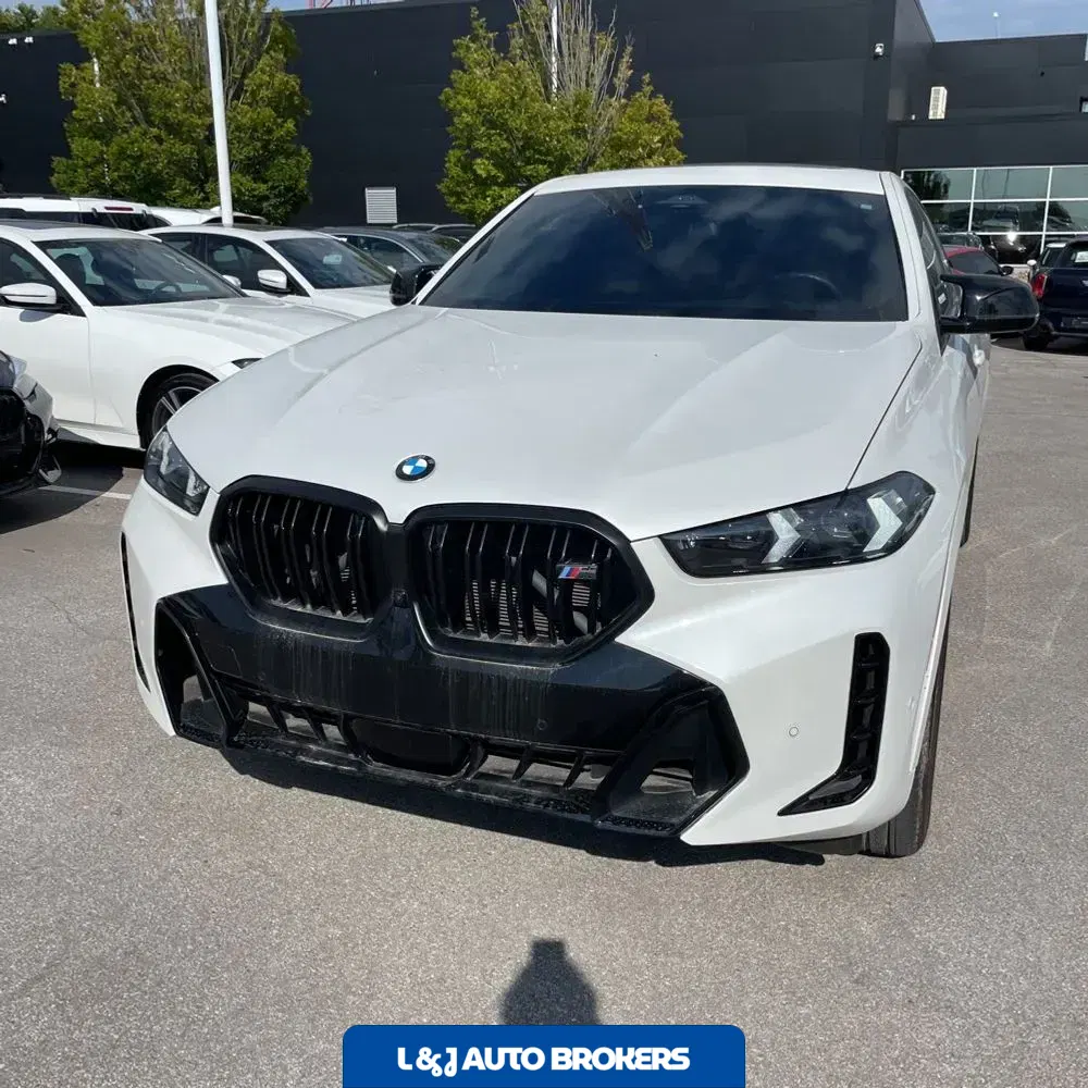 2024 BMW X6 M60i