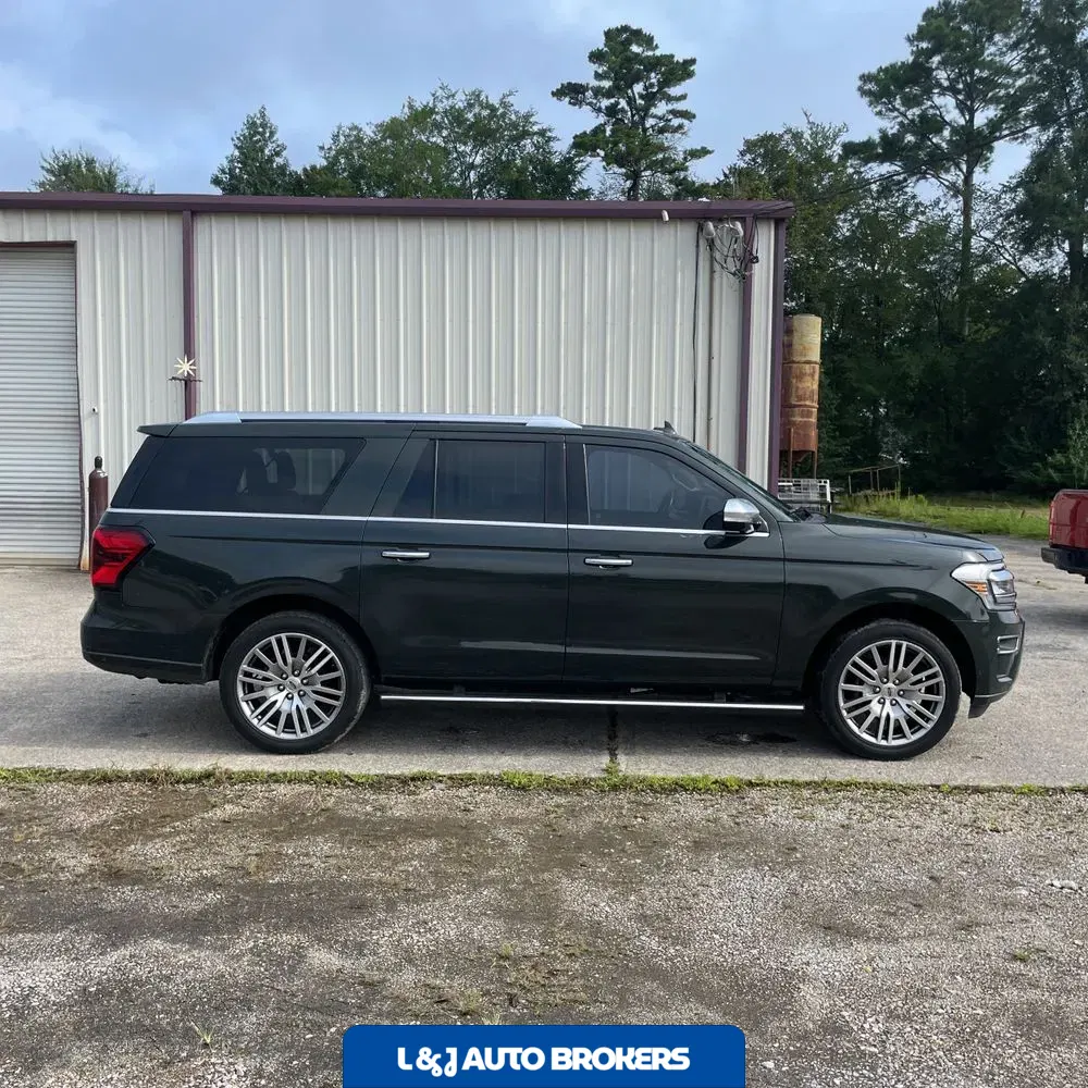 2022 Ford Expedition MAX Platinum