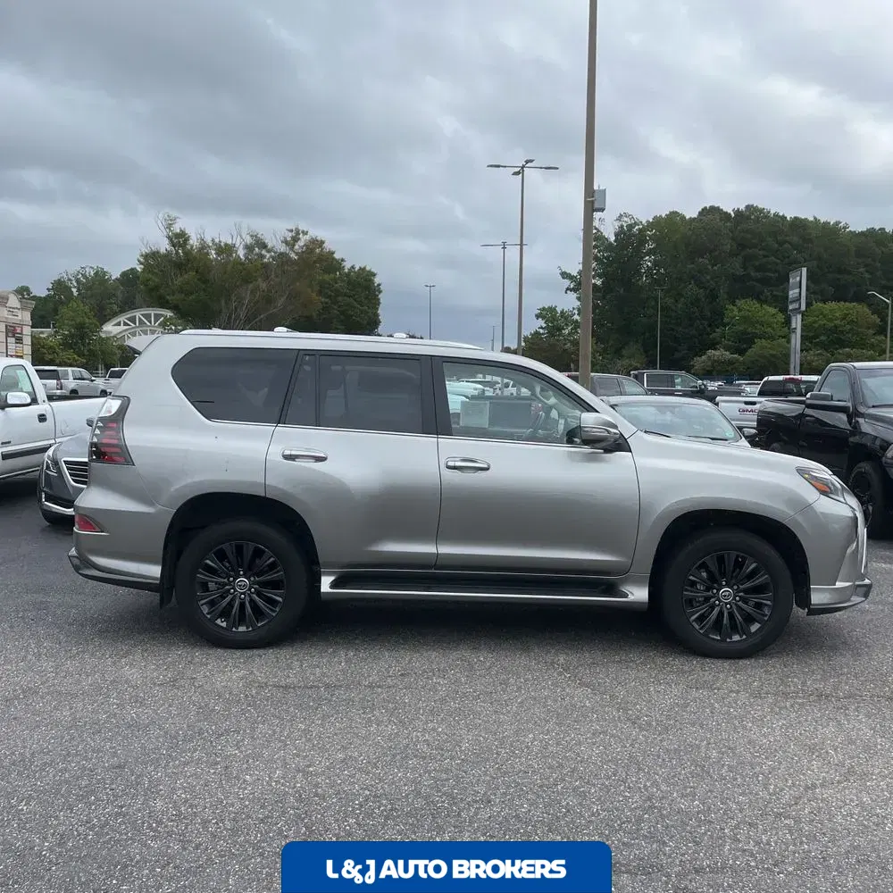 2023 Lexus GX 460 Base
