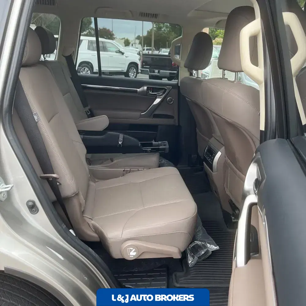 2023 Lexus GX 460 Base