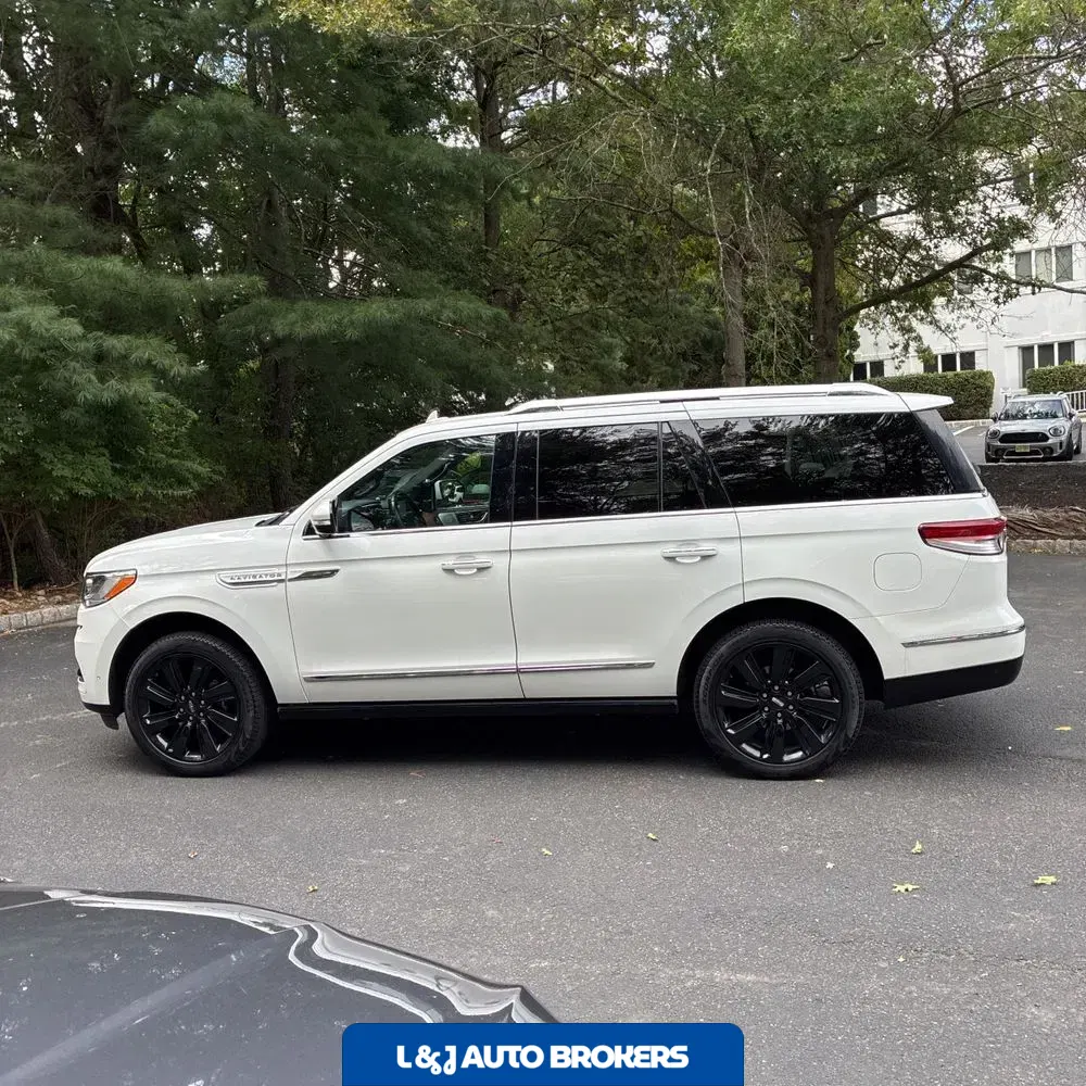 2022 Lincoln Navigator Reserve