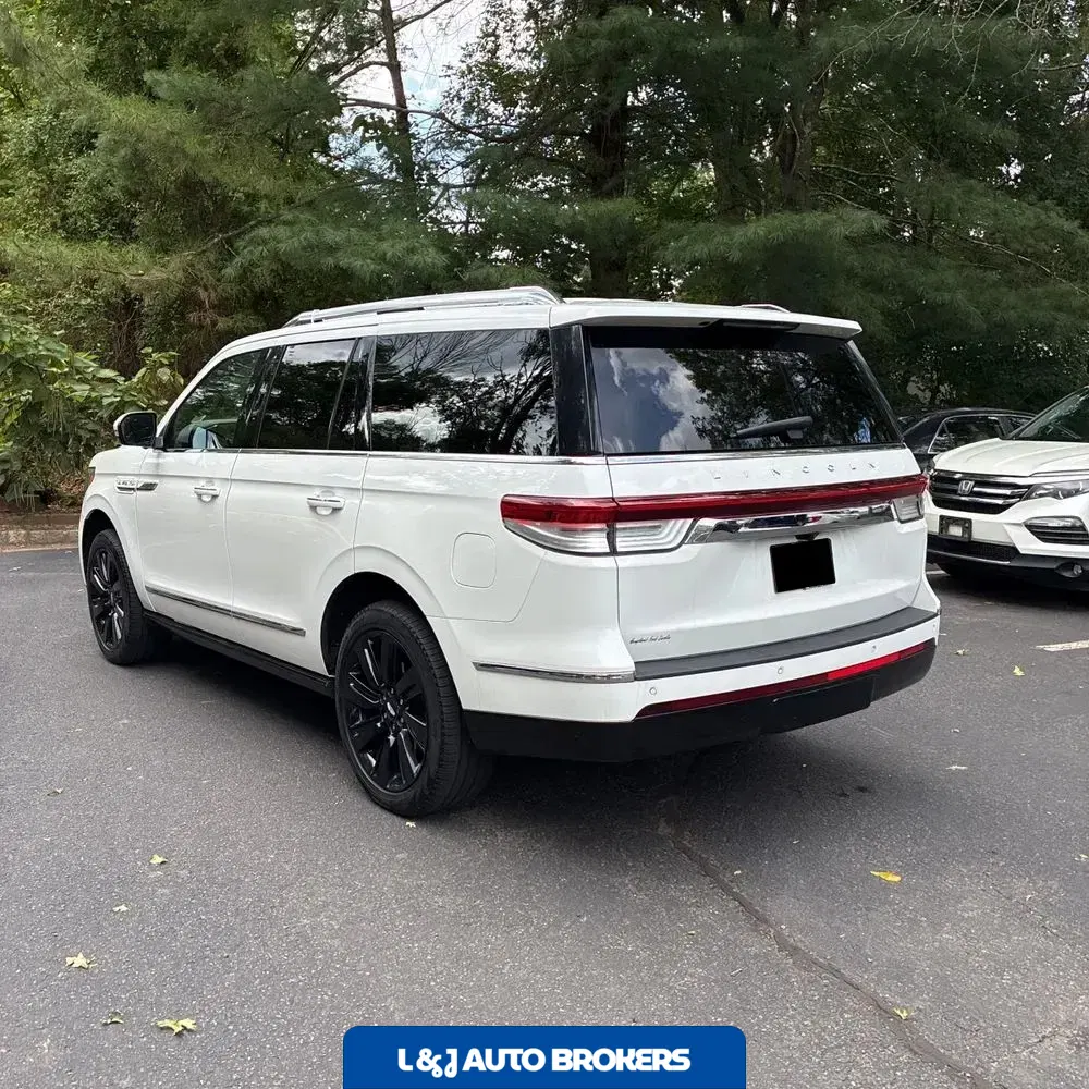 2022 Lincoln Navigator Reserve