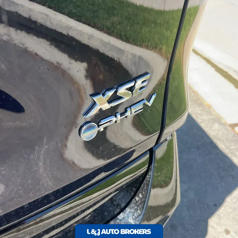 2025 Toyota RAV4 Plug-in Hybrid XSE