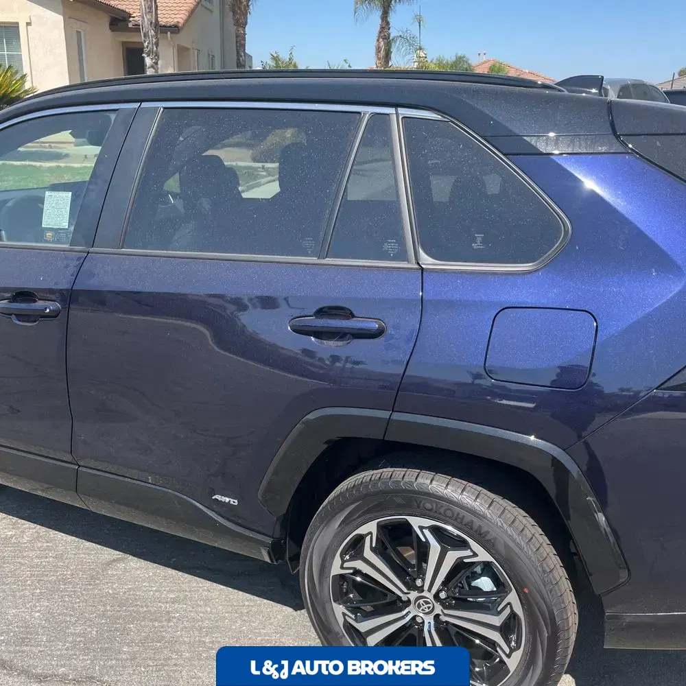 2025 Toyota RAV4 Plug-in Hybrid XSE