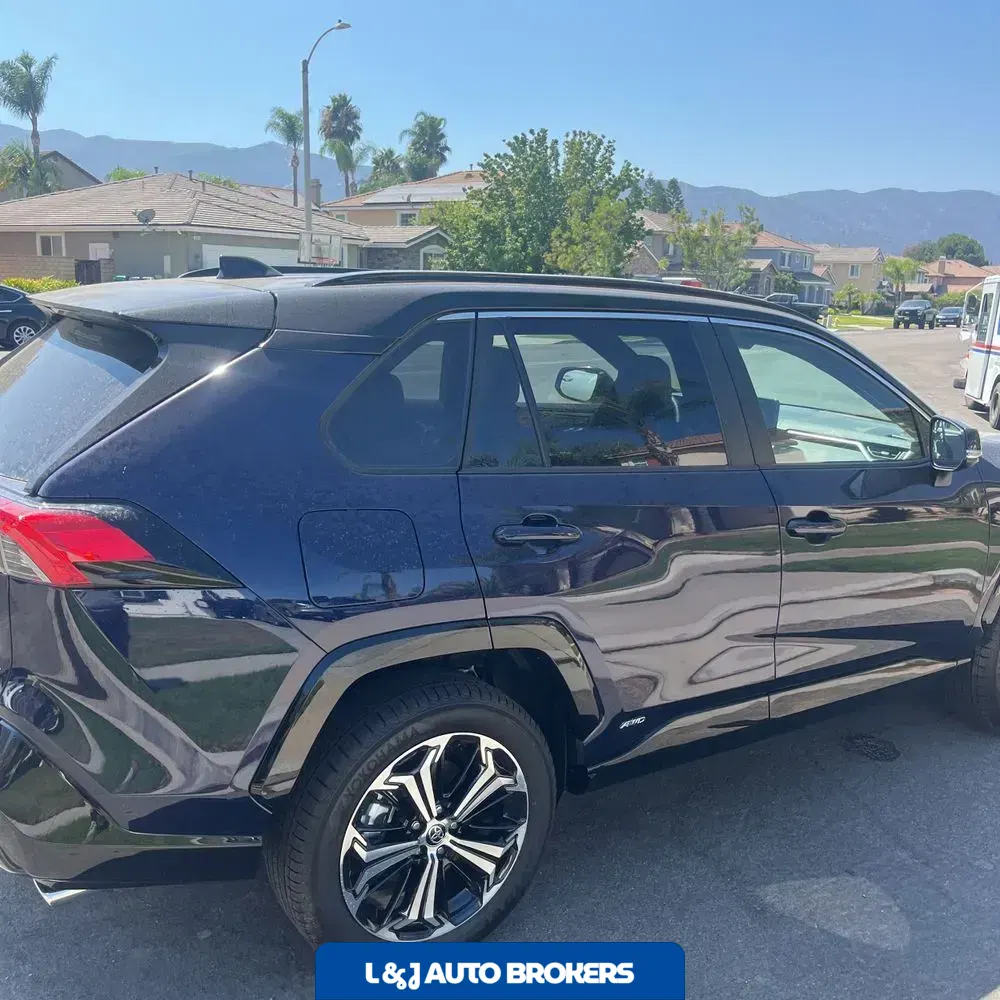 2025 Toyota RAV4 Plug-in Hybrid XSE