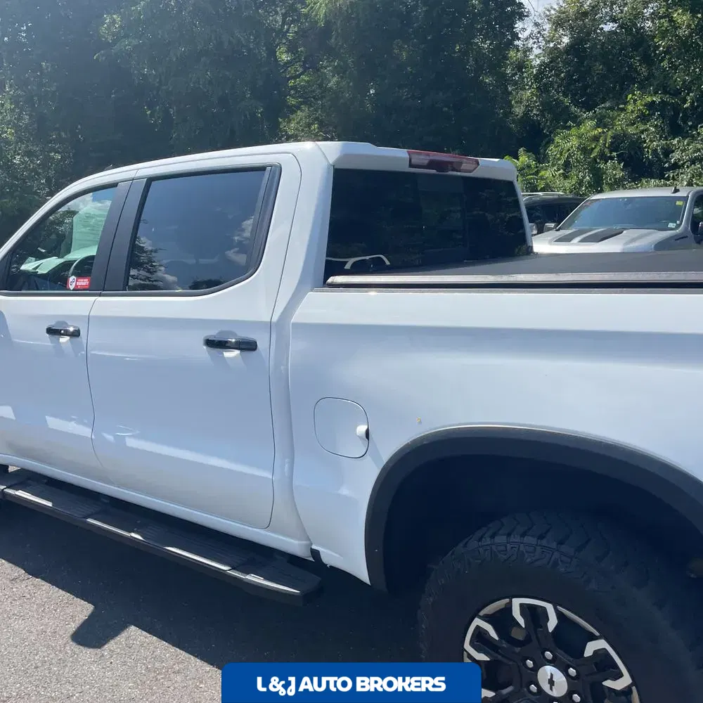 2023 Chevrolet Silverado 1500 ZR2