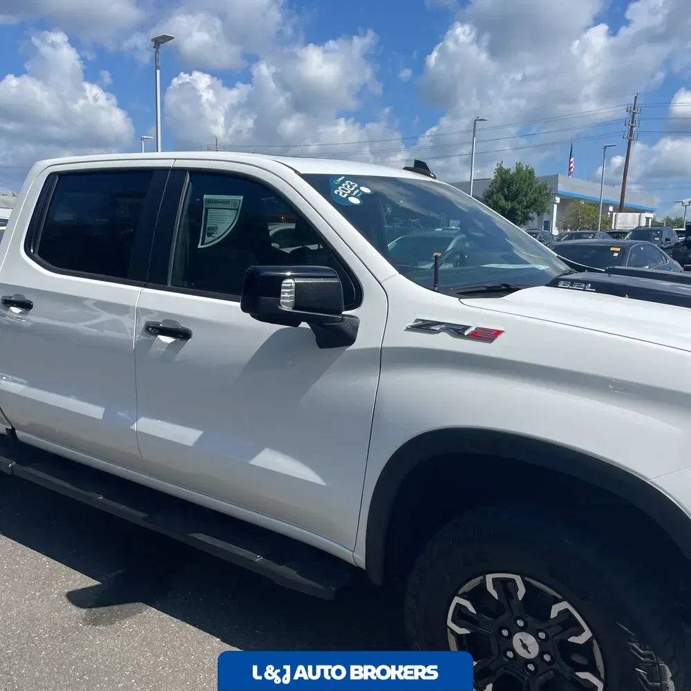 2023 Chevrolet Silverado 1500 ZR2