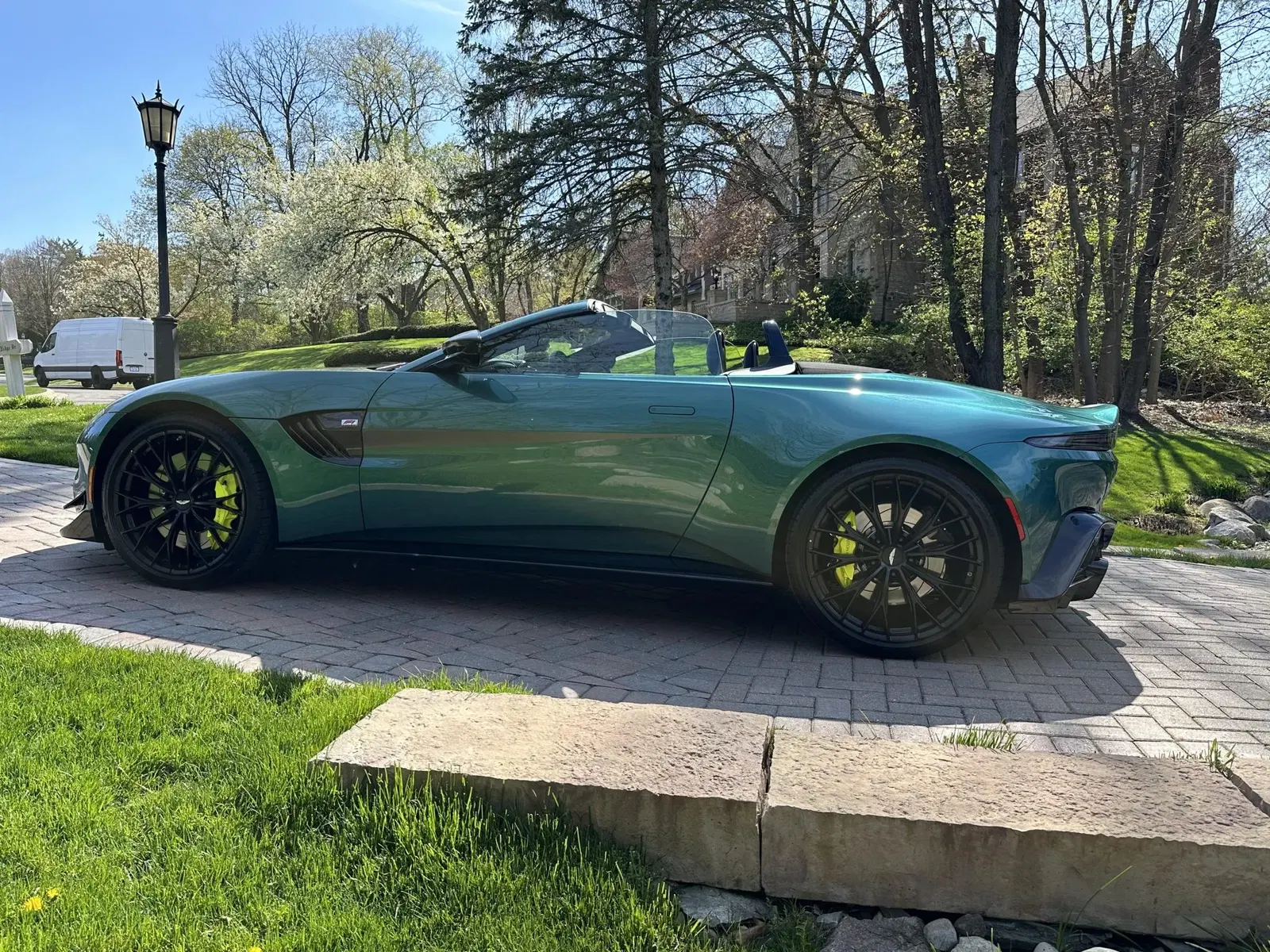 60-Mile 2023 Aston Martin Vantage Roadster F1 Edition