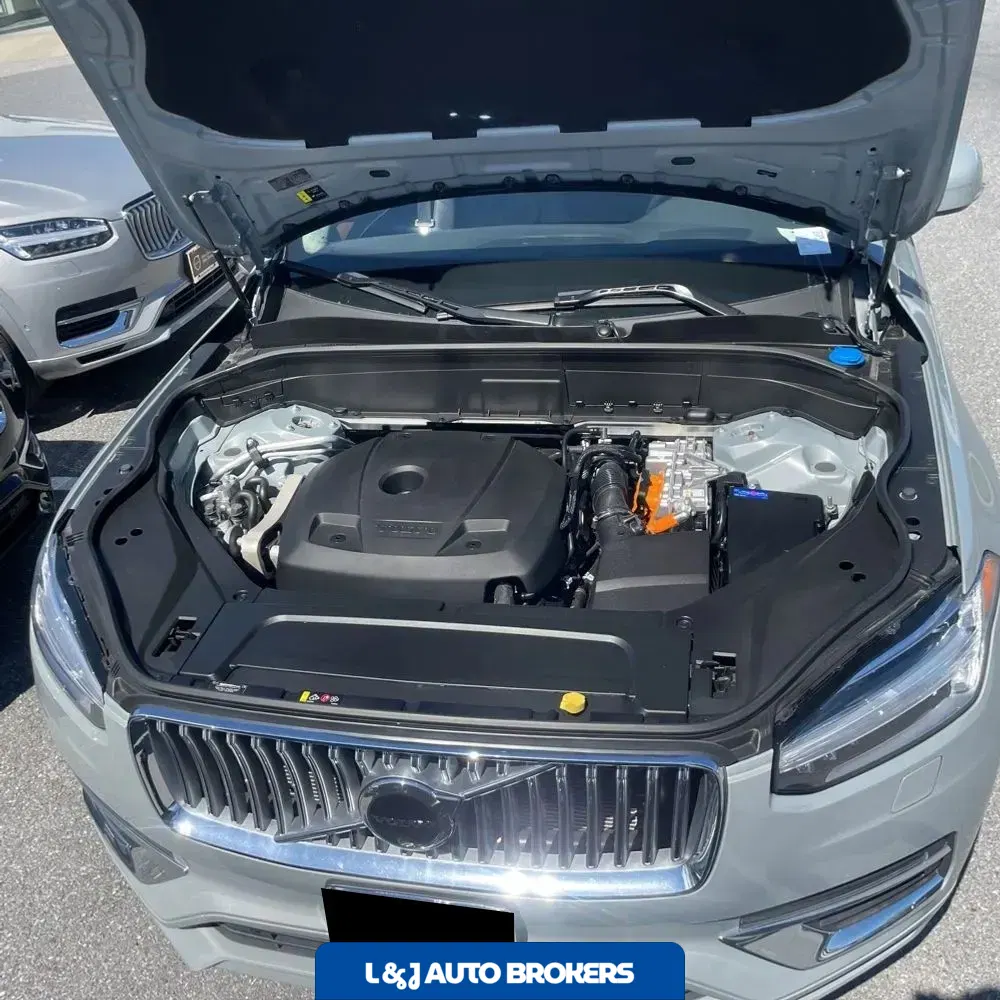 2024 Volvo XC90 T8 - Plus PHEV