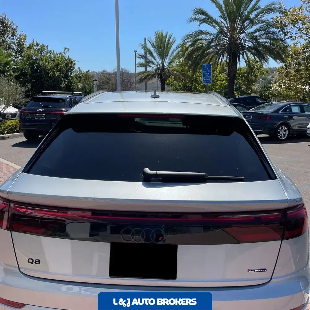 2025 Audi Q8 Premium 55