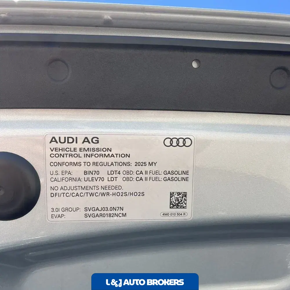 2025 Audi Q8 Premium 55