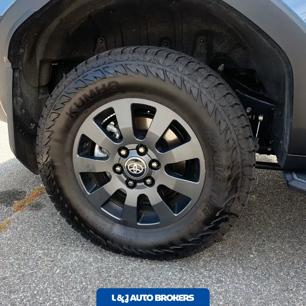2025 Toyota Land Cruiser Base