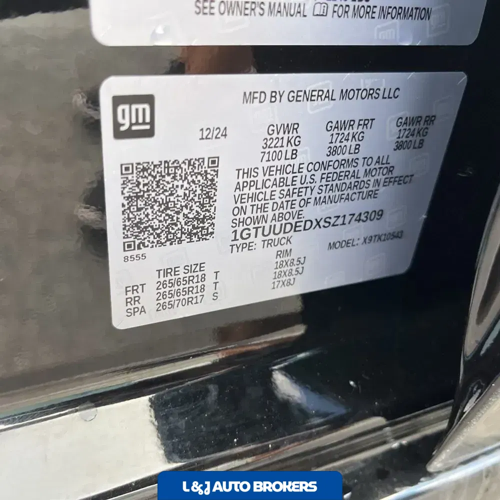 2025 GMC Sierra 1500 SLT