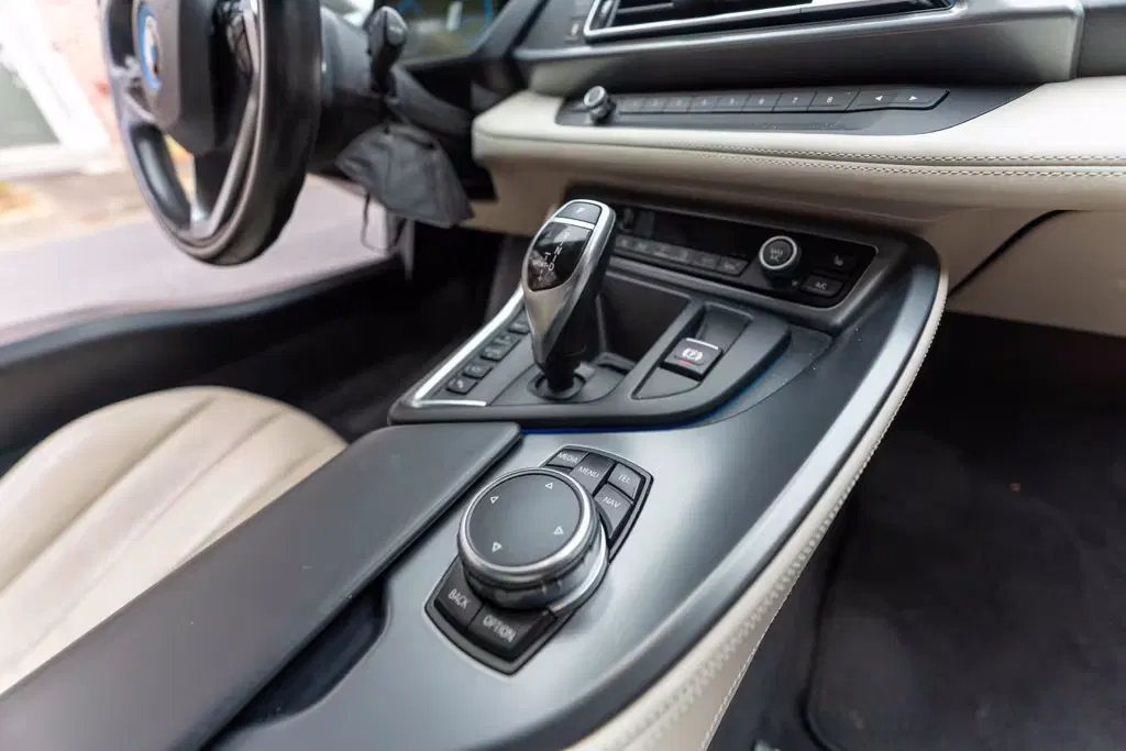 2016 BMW I8 Giga World Coupe