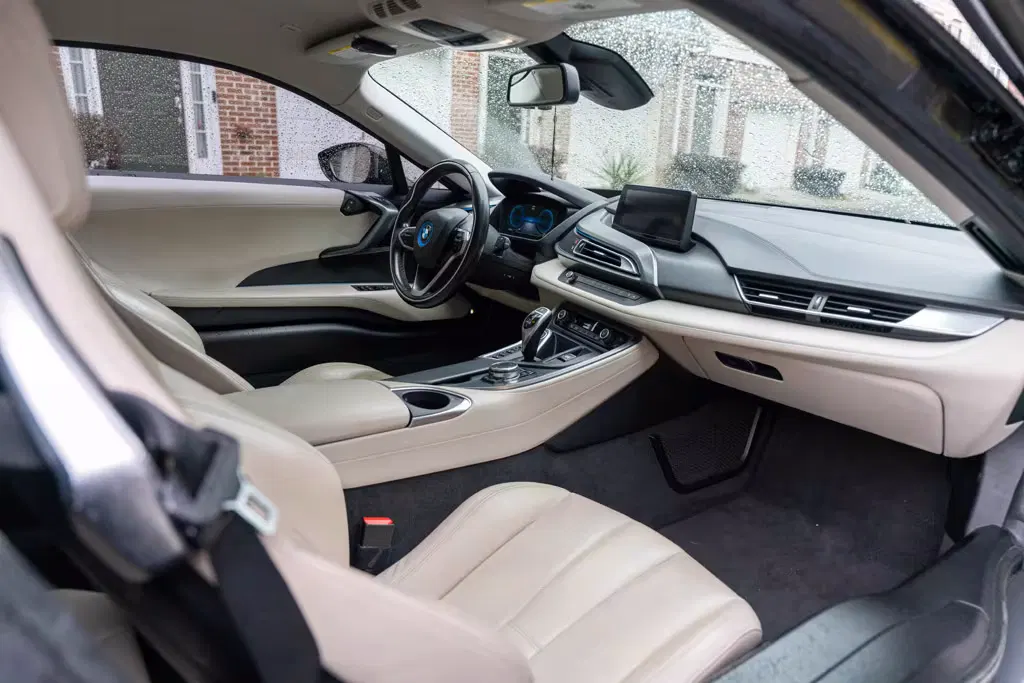 2016 BMW I8 Giga World Coupe