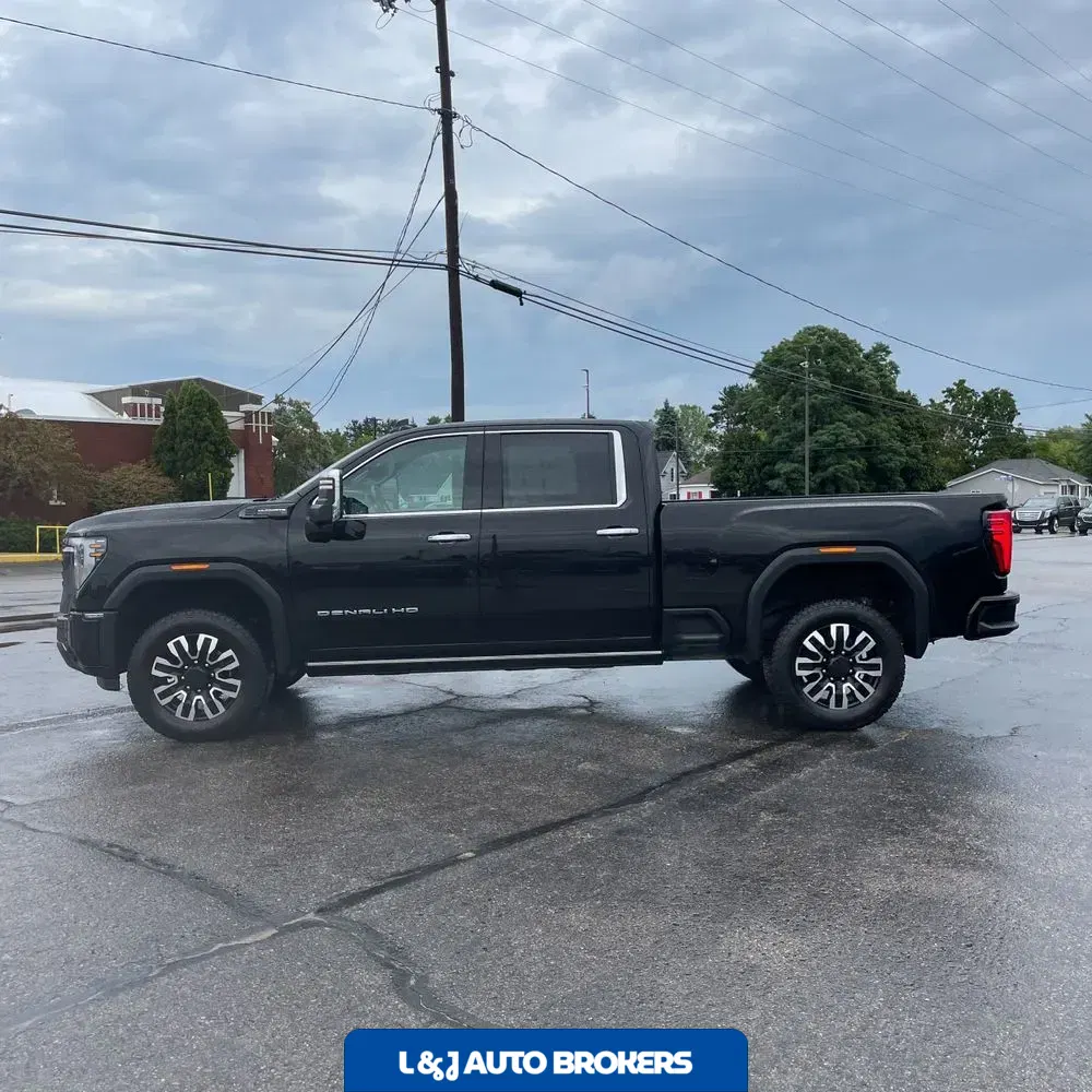 2024 GMC Sierra 2500HD Denali Ultimate