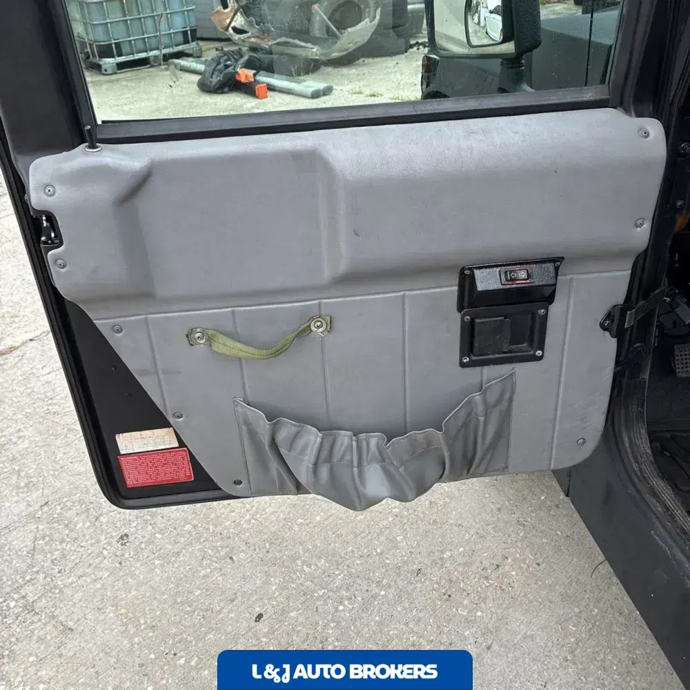 1998 Hummer H1 2D Hardtop