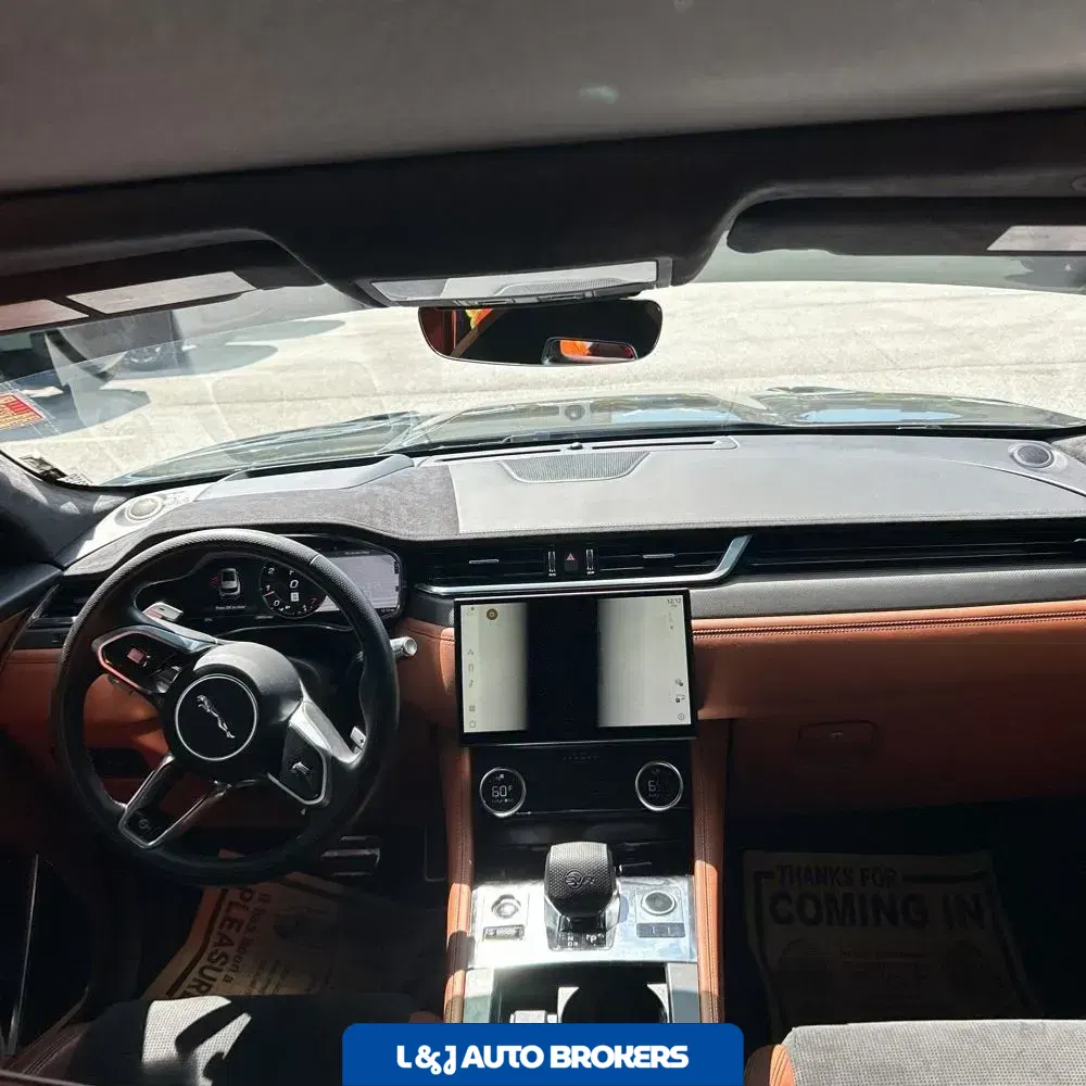 2022 Jaguar F-Pace SVR
