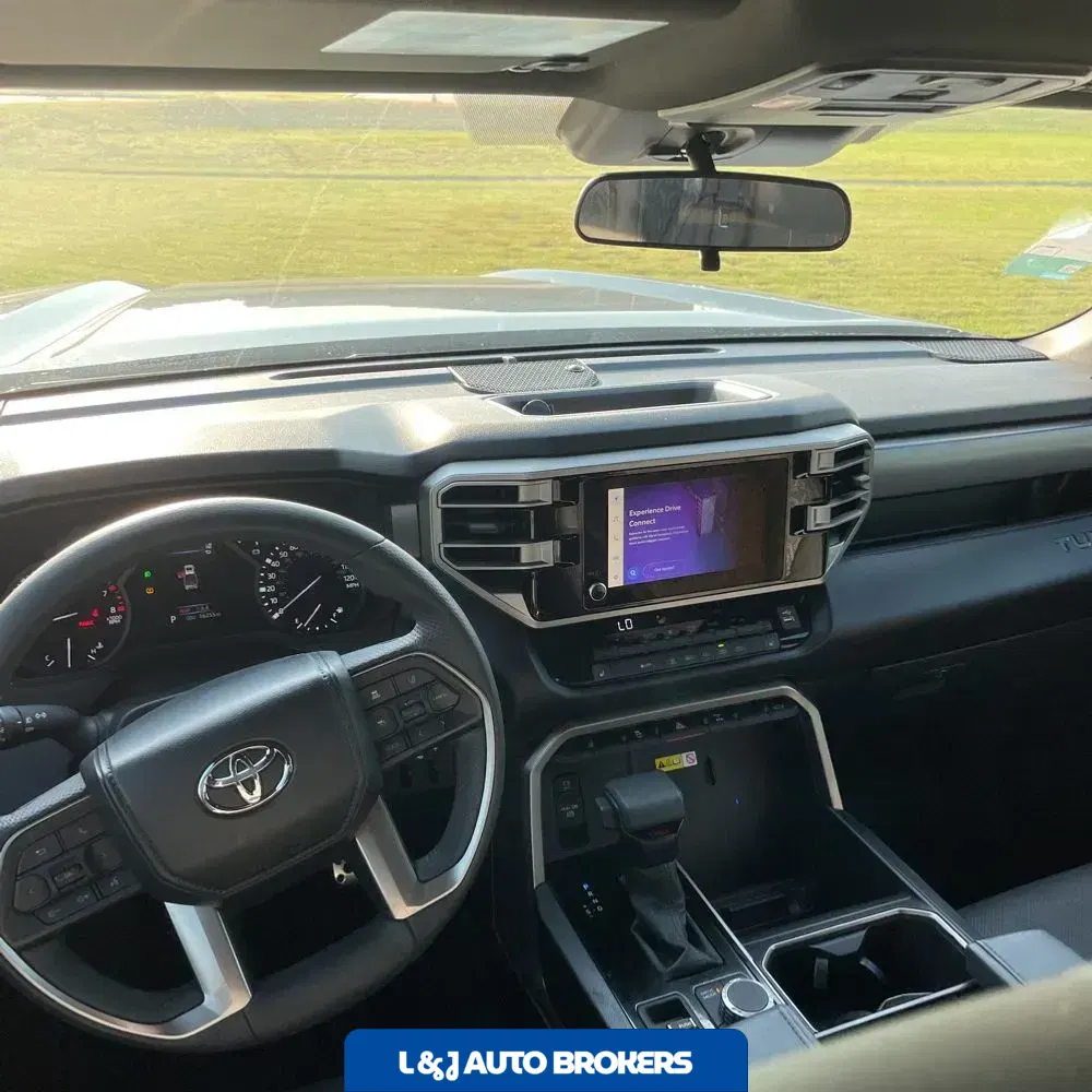 2025 Toyota Tundra SR5