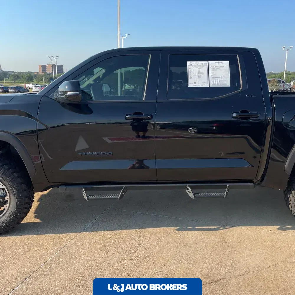 2025 Toyota Tundra SR5