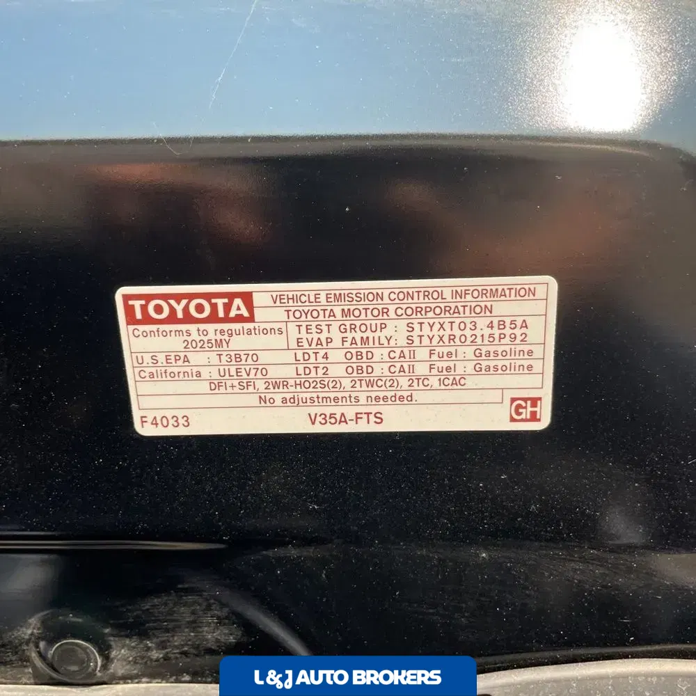 2025 Toyota Tundra SR5